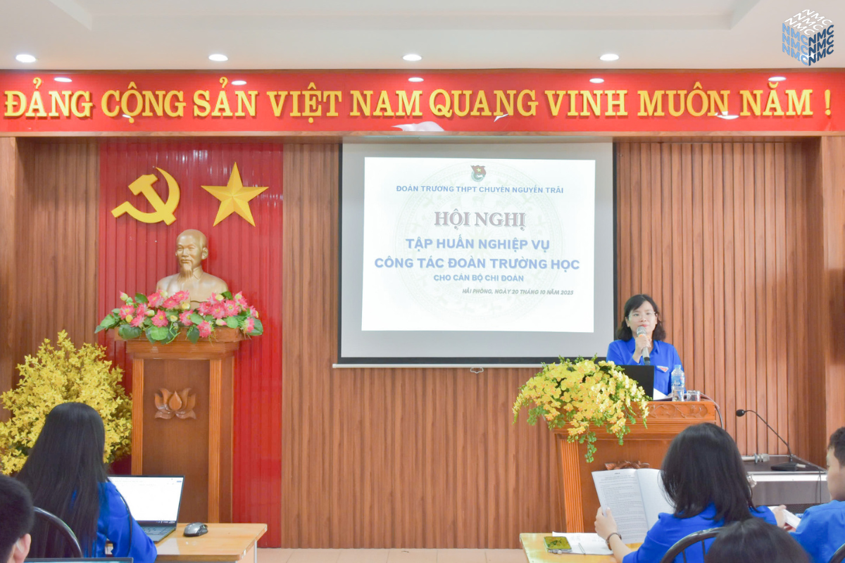 Hội nghị tập huấn nghiệp vụ công tác Đoàn trường cho cán bộ Chi đoàn và phát động phong trào “Học sinh 3 tốt” năm học 2025 – 2026